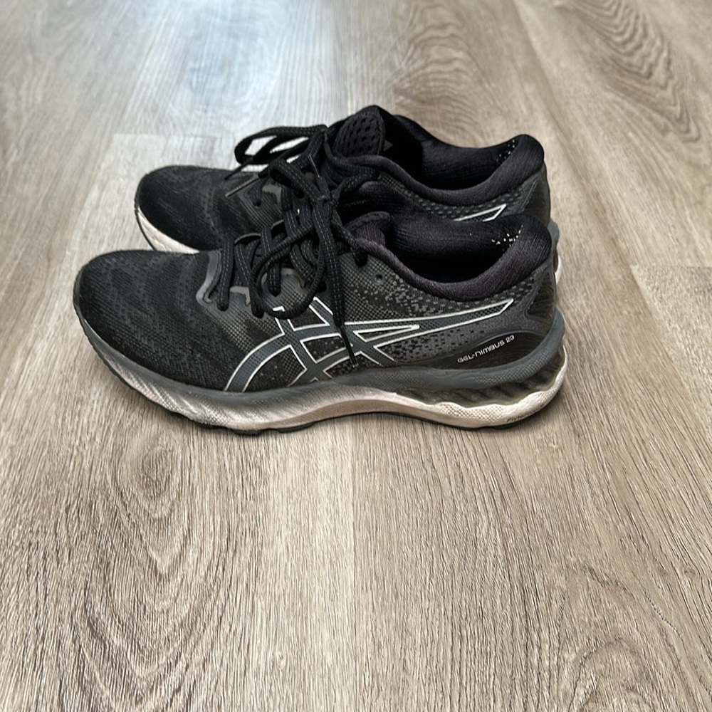 ASICS Gel Nimbus 23 sneakers - black, size 5.5